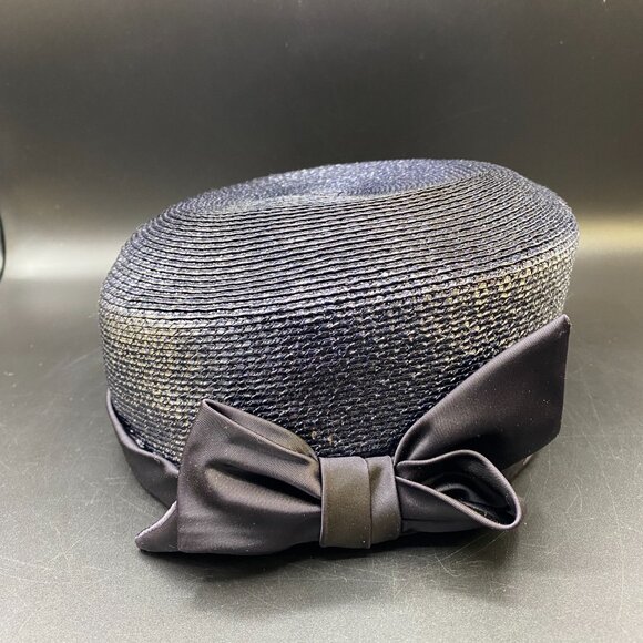 Vintage Darcel Pill Box Straw Hat Large Ribbon Trim Black Made in VTG USA - Picture 2 of 13